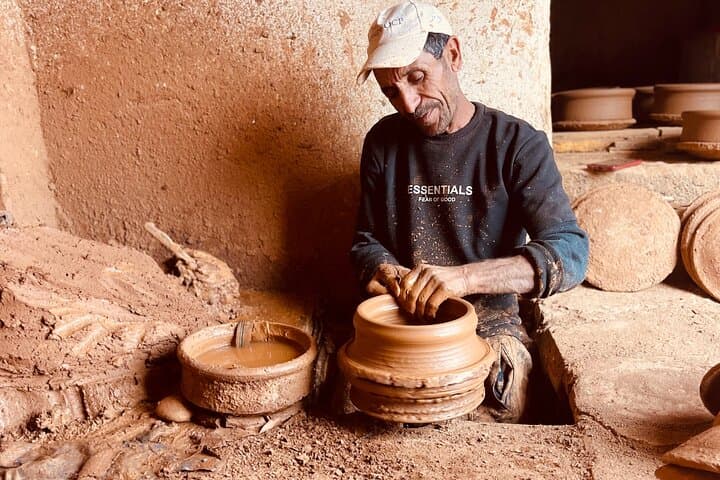 Secrets of Atlas: Workshop Pottery, Hiking Nature & Relaxation Swimming Pool