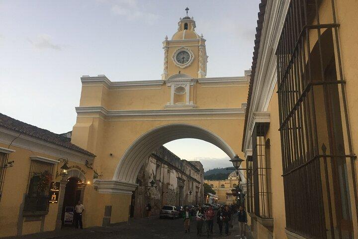 Shared Shuttle - one way Antigua to airport/Guatemala city