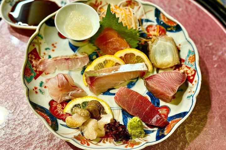 Takayama: Private Barhopping Tour with Hotel Pickup