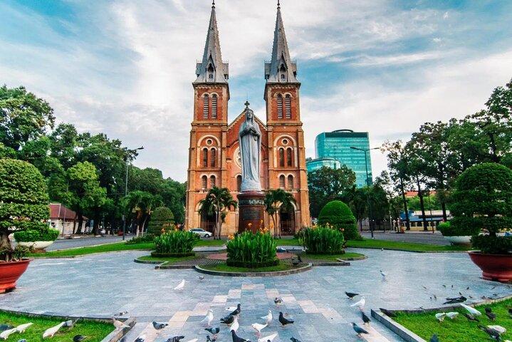 7 Days in Vietnam:The Best of North and South(Deluxe Small Group)