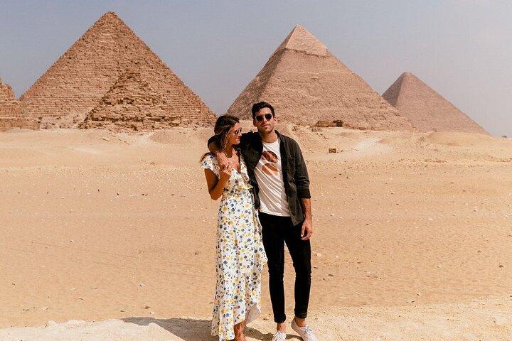 Ultimate Cairo Tour: Pyramids & Egyptian Museum