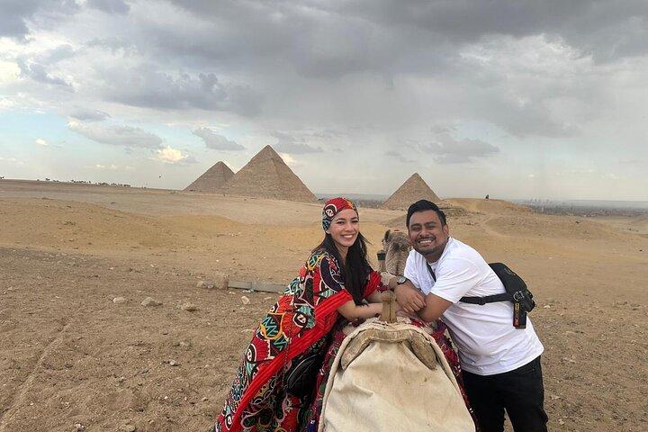 Private Cairo Highlights Tour (Pyramids, Grand Museum and Bazaar)