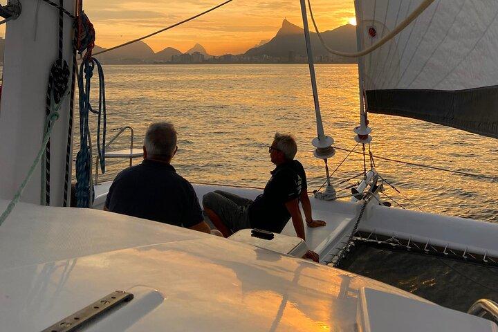 Private Tour with Churrasco in Vela Catamaran - Velas do Rio