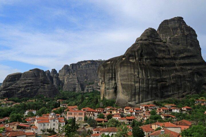 Private Transfer from Athens to Kalabaka, Kastraki & Meteora