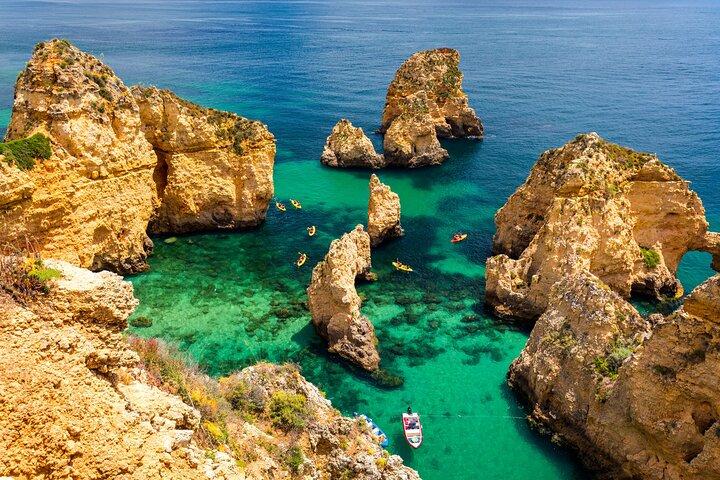 Algarve guided tour from Lisbon with Benagil cave cruise