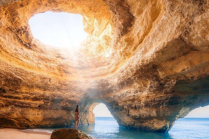 Algarve guided tour from Lisbon with Benagil cave cruise