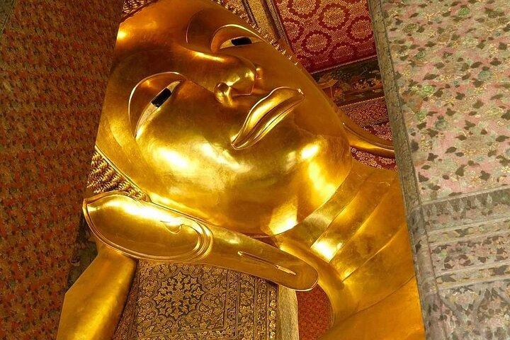 Bangkok Temple Tour: Temple of Dawn and Reclining Buddha