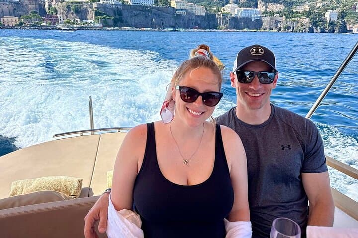 Private Capri Full Day Tour with a Positano 32ft
