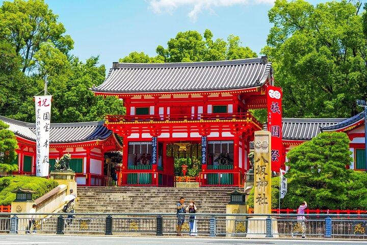 Kyoto Highlights Walking Tour for First-Time Visitors