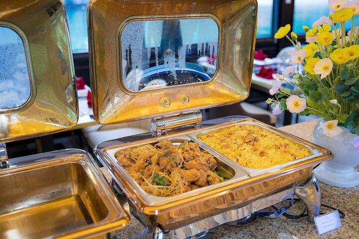 Halong Bay Day Cruise from Hanoi Limousine and Buffet Lunch