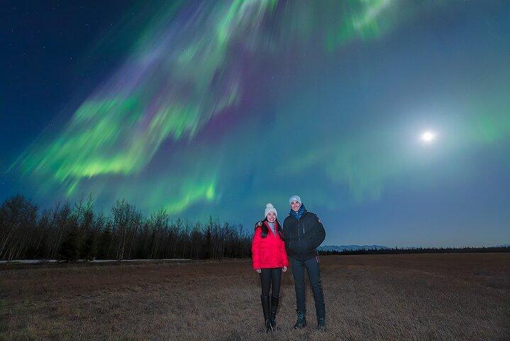 Northern Lights Lodge & Chase Tour from Fairbanks