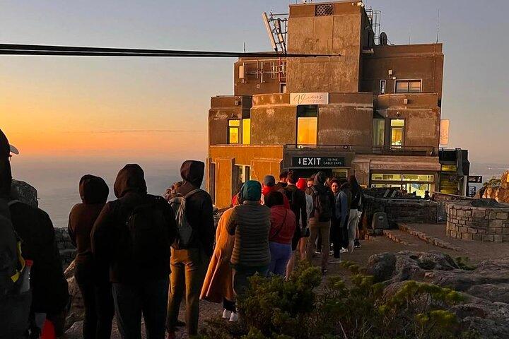 Table Mountain Guided with Cable Car Tickets & Hotel Transfers