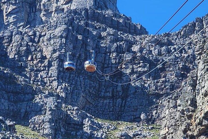 Table Mountain Guided with Cable Car Tickets & Hotel Transfers