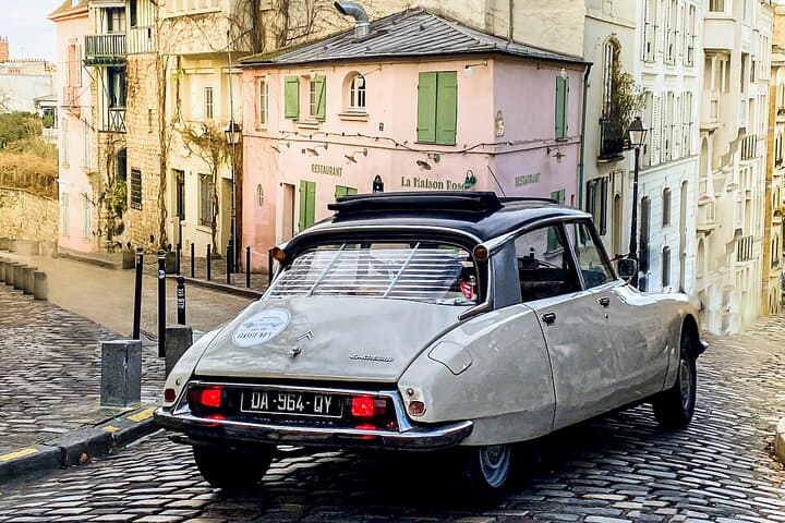 Vintage Car Private Tour of Paris : Iconic Open-Top Citroën DS