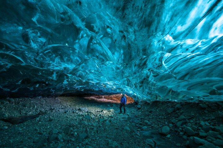 The Original Ice Cave Tour in Jökulsárlón Glacier Lagoon