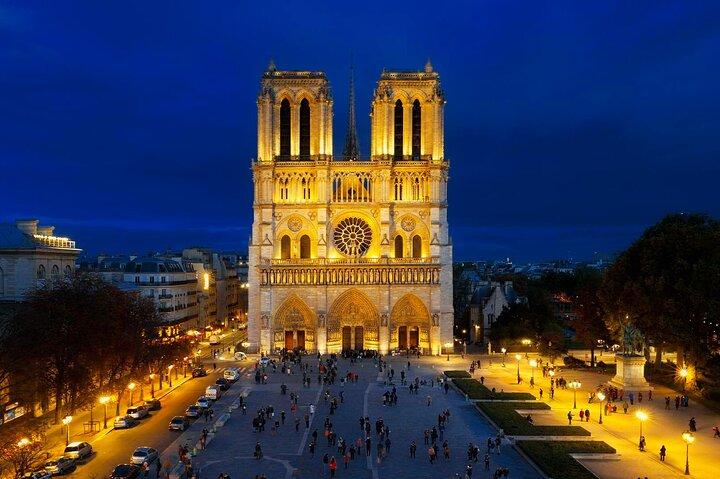 Notre Dame Exterior Professional Guided Tour