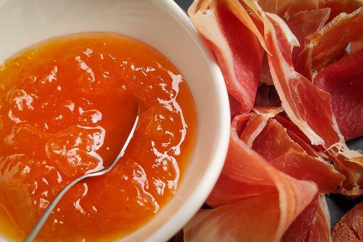 Faro Food Tour & Drinks and City highlights 10 Tastings