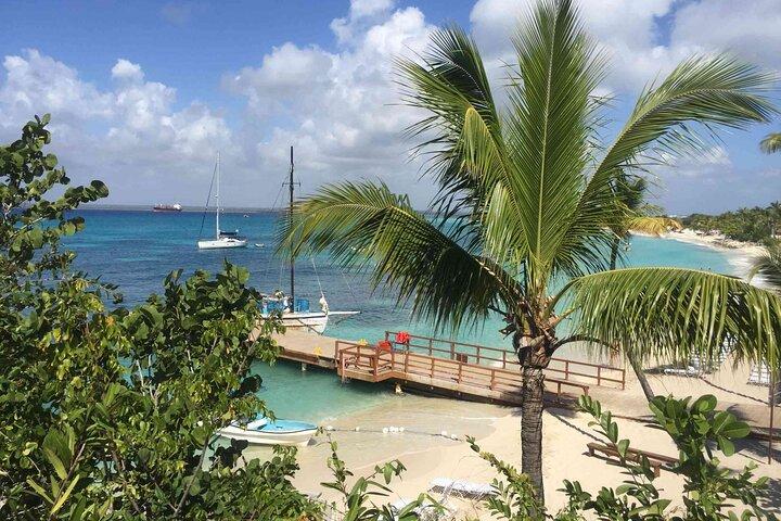 Full - Day Catalina Island Snorkel from Juan Dolio & Boca Chica