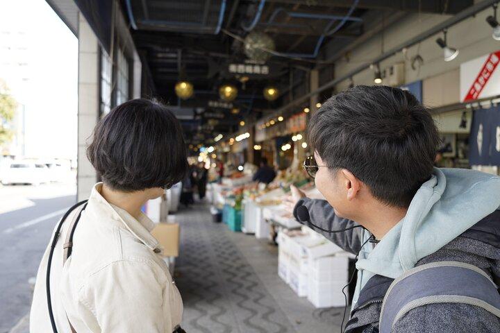 Authentic Sapporo: Nijo Market Seafood Lunch & Local History Tour