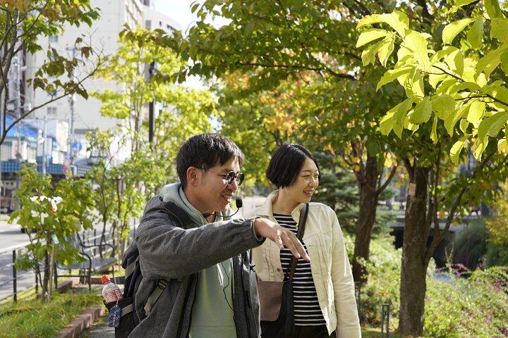Authentic Sapporo: Nijo Market Seafood Lunch & Local History Tour