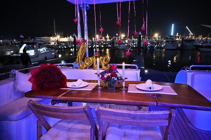 2 Hour Romantic Dinner on a Luxury Yacht in Dubai