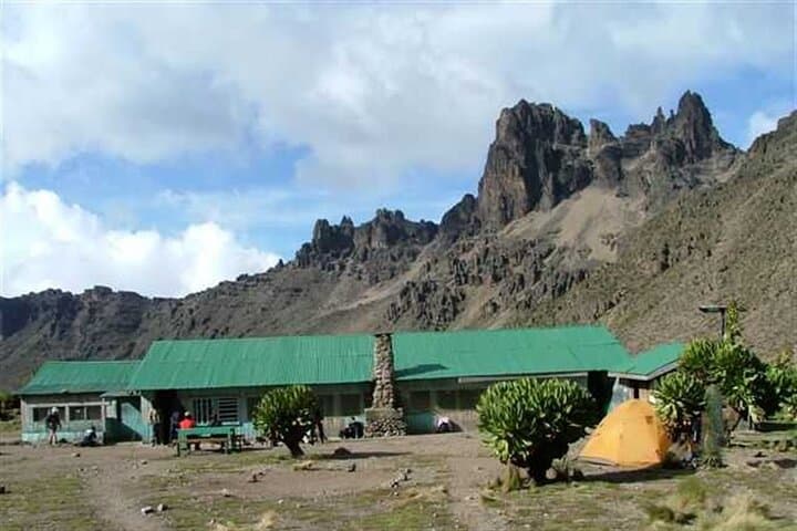 Five Days Mount Kenya Climbing via Sirimon Route