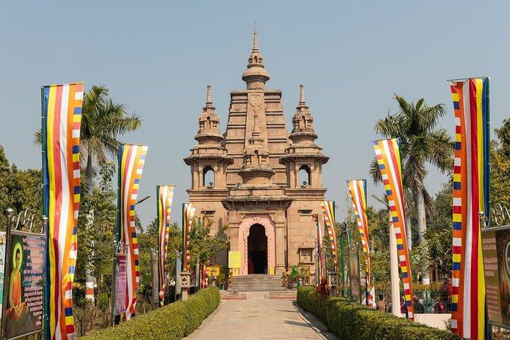 Sarnath and Varanasi Private Day Tour from Bodhgaya with Return