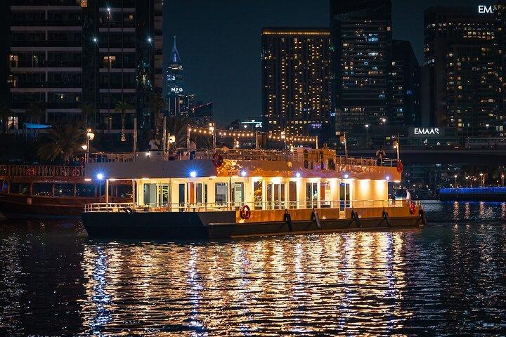 Alexandra Sea Lounge - Daily Dinner Cruise