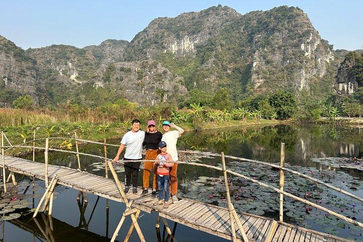 Ecotourism Ninh Binh: Boat trip, Biking, Cave hiking and Pagoda