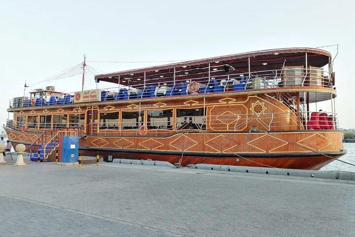 Dhow Cruise Dinner in Deira Creek (4 Star Cruise)