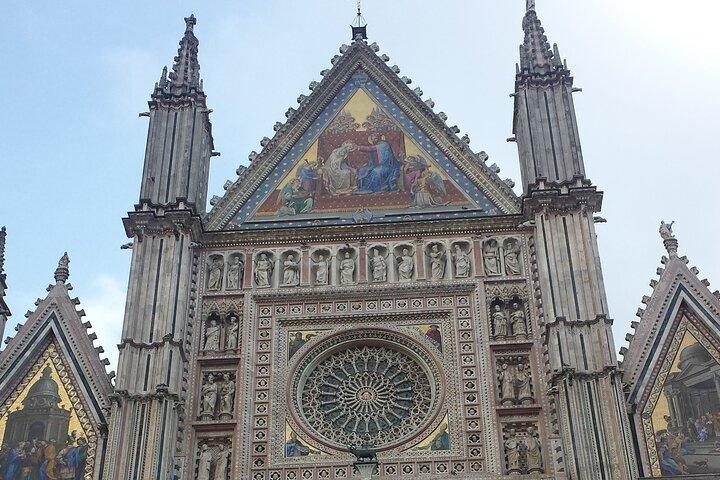 Assisi & Orvieto Luxury Private Tour: All Entrance Fees from Rome