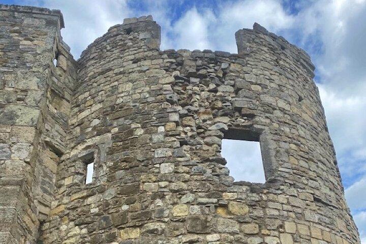 Southampton Self-Guided City Walking Tour & Scavenger Hunt