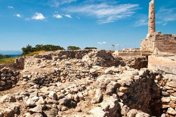 Discover Ancient Aegina with a guided tour of Sanctuary of Kolona