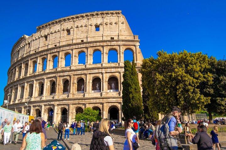 Luggage Storage Close to the Colosseum in Rome