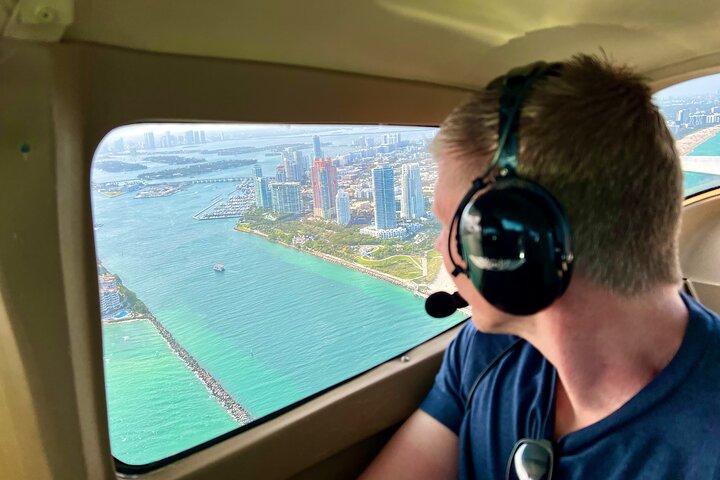 Miami Beach: Private South Beach Airplane Tour with drinks