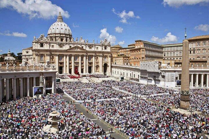 Tickets Papal Audience directly to your Hotel