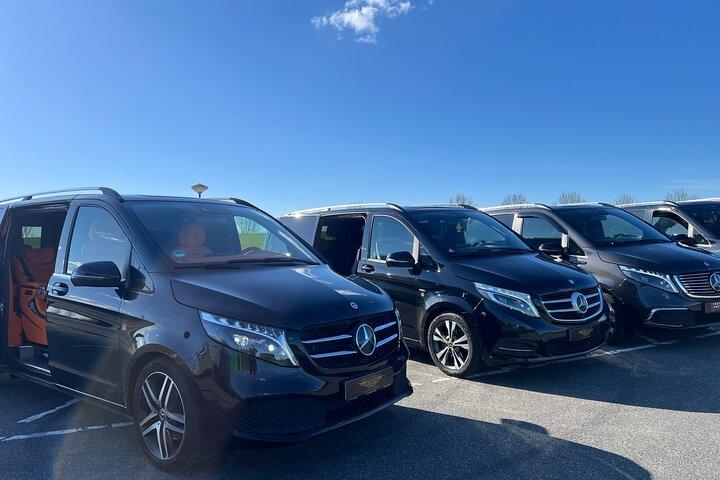 Private Airport Transfer Amsterdam Airport to or from Amsterdam