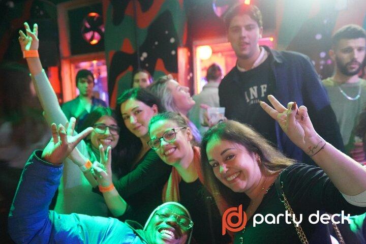 Budapest Ruin Pub Crawl +6 Shots +VIP Entries +Drinking Games