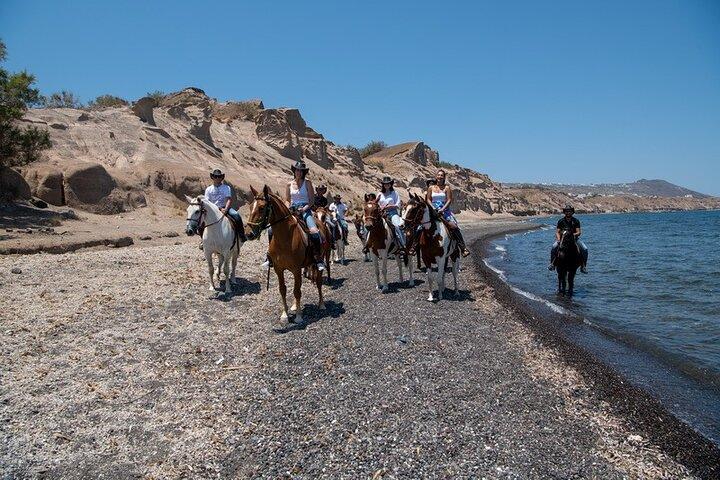 Premium Secluded Black Beach Horseback Riding Tour in Santorini