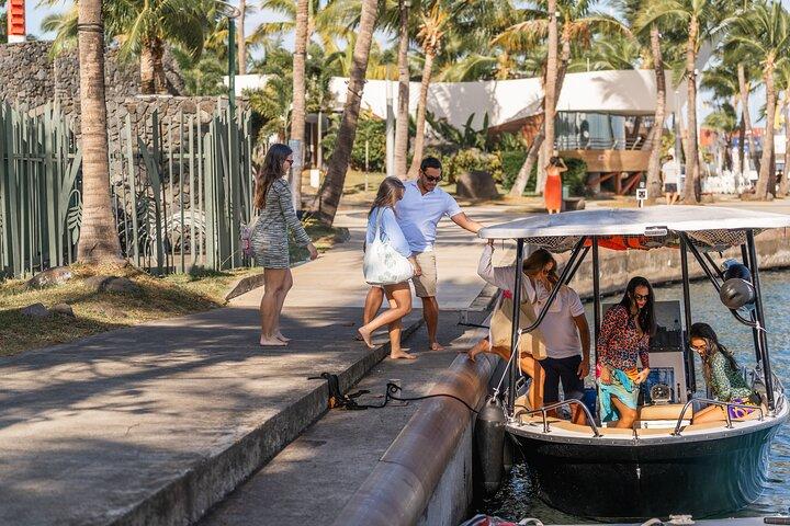 Tahiti Lagoon Snorkeling and Lunch Boat Tour (6 pax max)