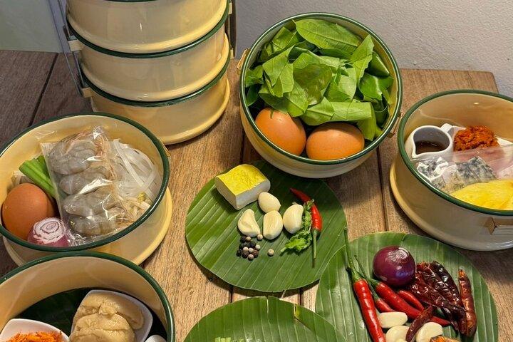 Phuketian Cooking Class With Market Tour