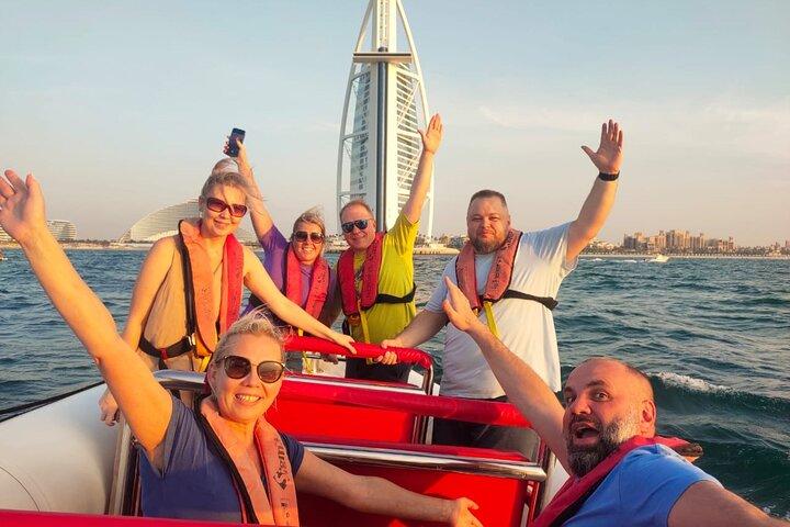 Thrilled 90 Min Speed Boat Ride from Marina Dubai
