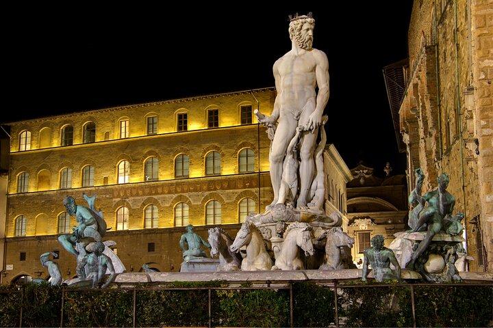 Florence Evening Walking Tour: Stories of Power, Love & Betrayal