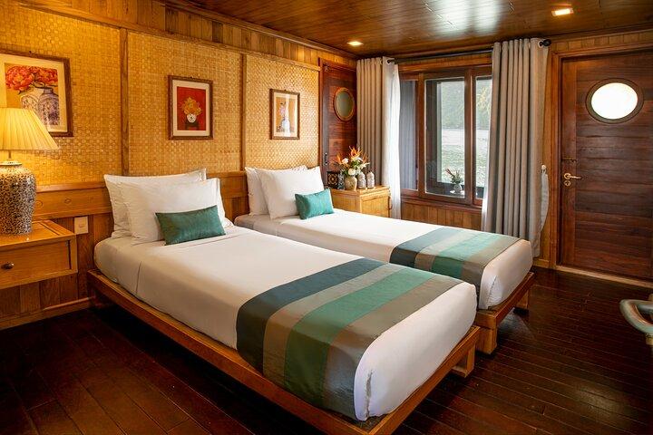2N1D Explorer Halong Bay Ba Ham - Tien Ong with Private Cruise