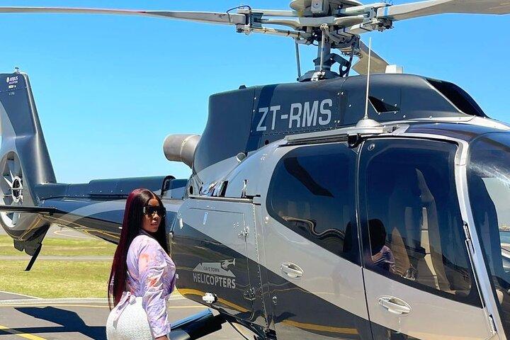 Helicopter Tour: Hotel Pickup & drop-off incl. CAPE TOWN