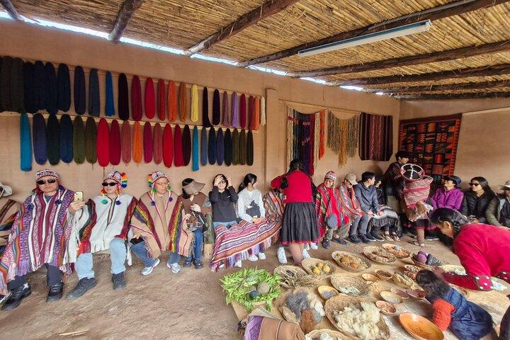 Visita Chincheros,Moray & Salineras