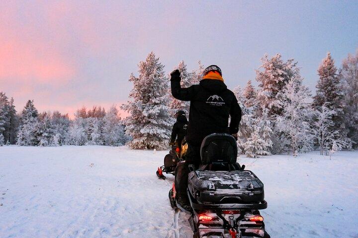 1-Hour Snowmobile Safari Adventure in Rovaniemi