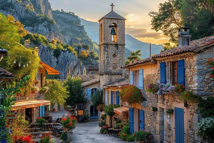 Provence & Lavender - Shared and Guided Tour from Nice