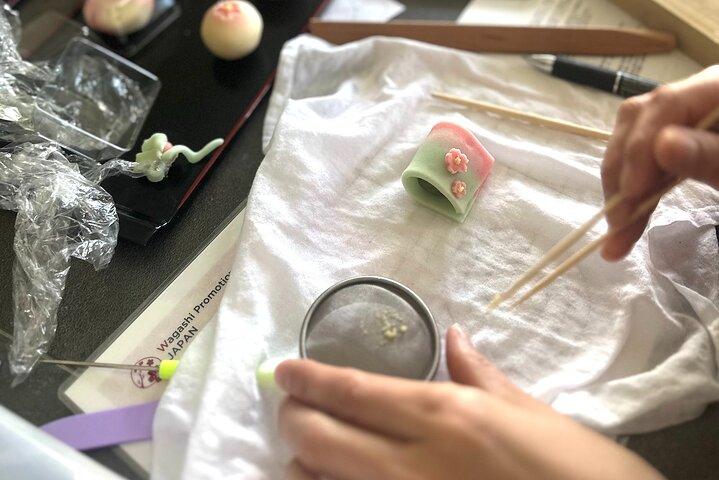 Japanese Sweets Making with Tea Ceremony in Private Studio