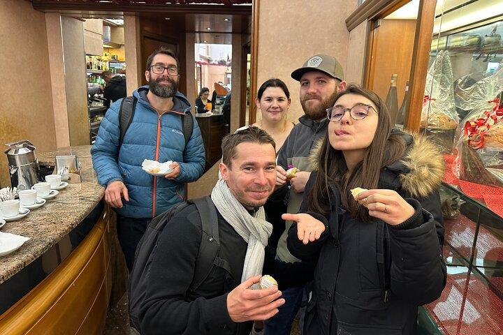 Gourmet Street Food and Guided Sightseeing Tour In Rome